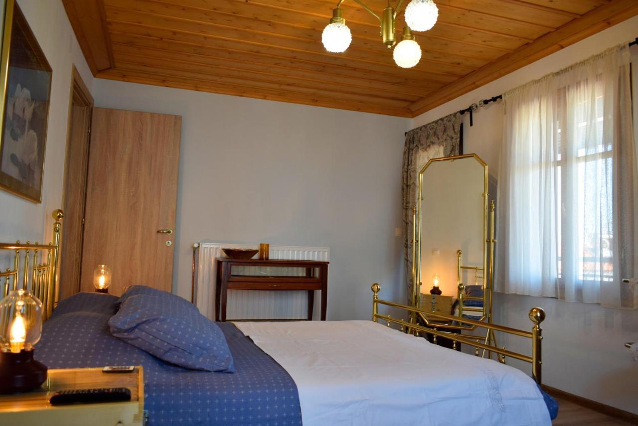 Villa Renovated Old Manor House With Yard Arnaía Exterior foto