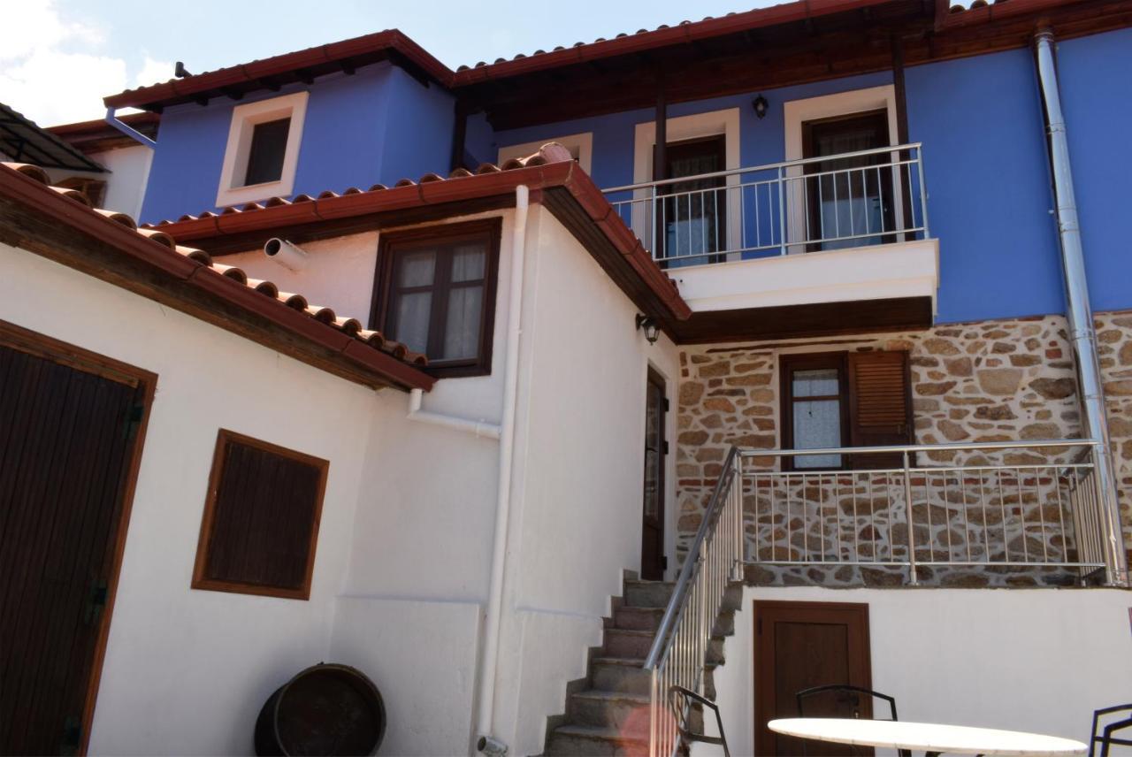 Villa Renovated Old Manor House With Yard Arnaía Exterior foto